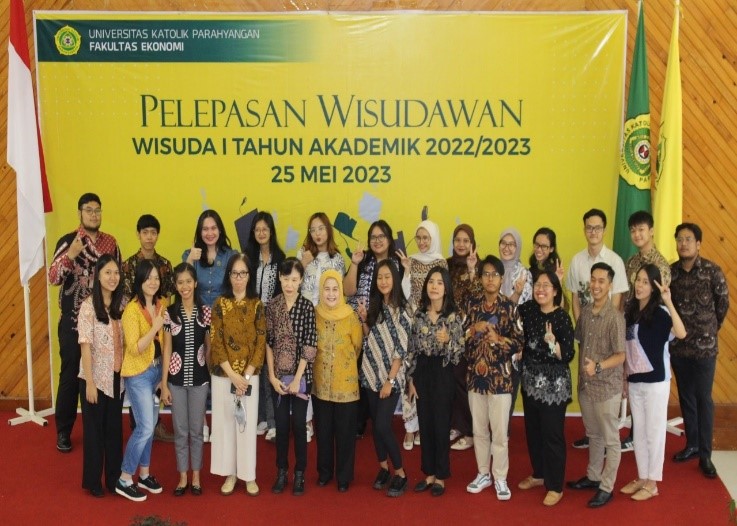 Pelepasan Wisuda I 2022/2023 Fakultas Ekonomi Universitas Katolik Parahyangan